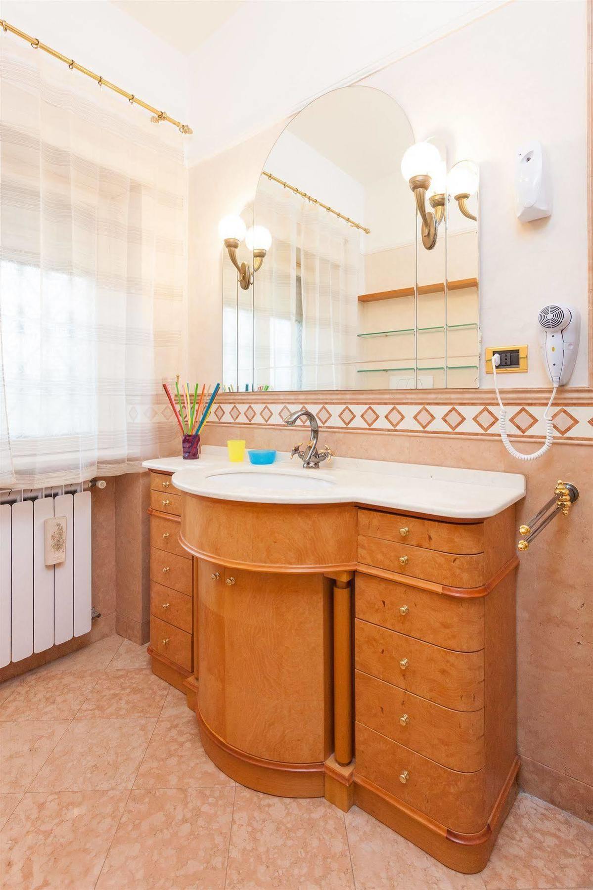 Bed and breakfast Cinta Di Alloro 3*